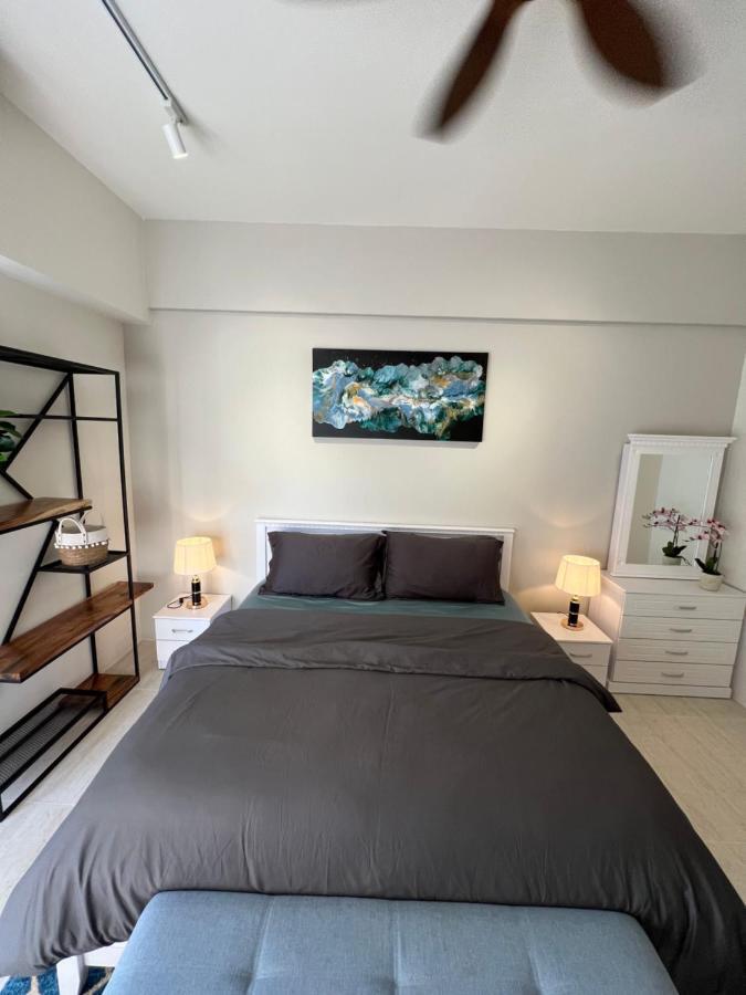By The Sea Beachfront Designer Suites Penang - Managed By Art Of Tree Batu Ferringhi Eksteriør billede
