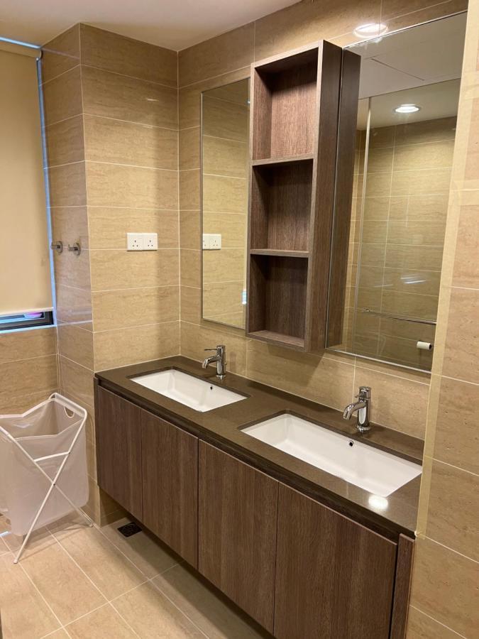 By The Sea Beachfront Designer Suites Penang - Managed By Art Of Tree Batu Ferringhi Eksteriør billede
