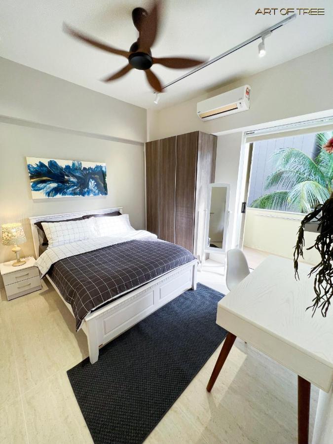By The Sea Beachfront Designer Suites Penang - Managed By Art Of Tree Batu Ferringhi Eksteriør billede